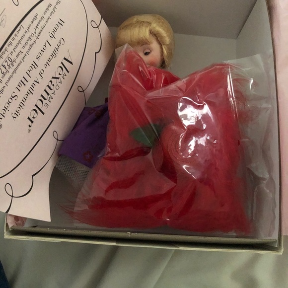 Madam Alexander doll...Wendy loves red hat society. Collectible - Picture 2 of 3